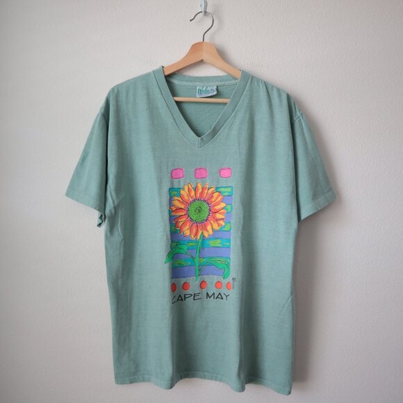 Vintage 90s Fresh Produce Cape May V-Neck Tee | L - Picture 1 of 6